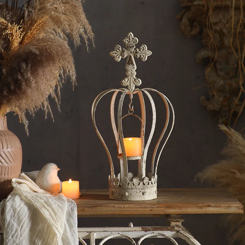French romantic wedding scene arrangement props wrought iron retro old crown candle stand bed decoration