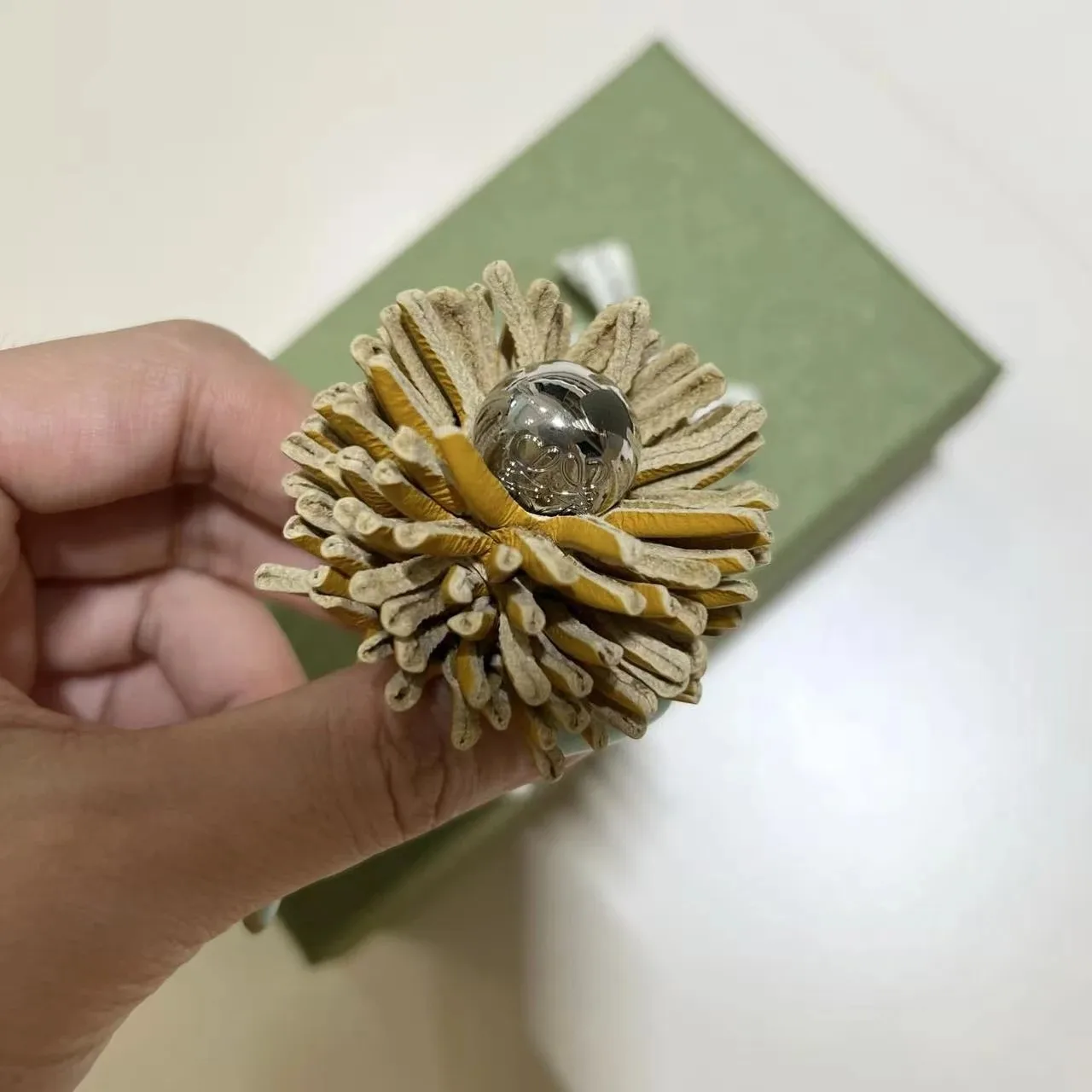 سلسلة مفاتيح على شكل فيل حيواني لطيف من الجلد الفاخر يمكنك صنعها بنفسك، مثالية لحقائب كروس ومفاتيح وديكور السيارة