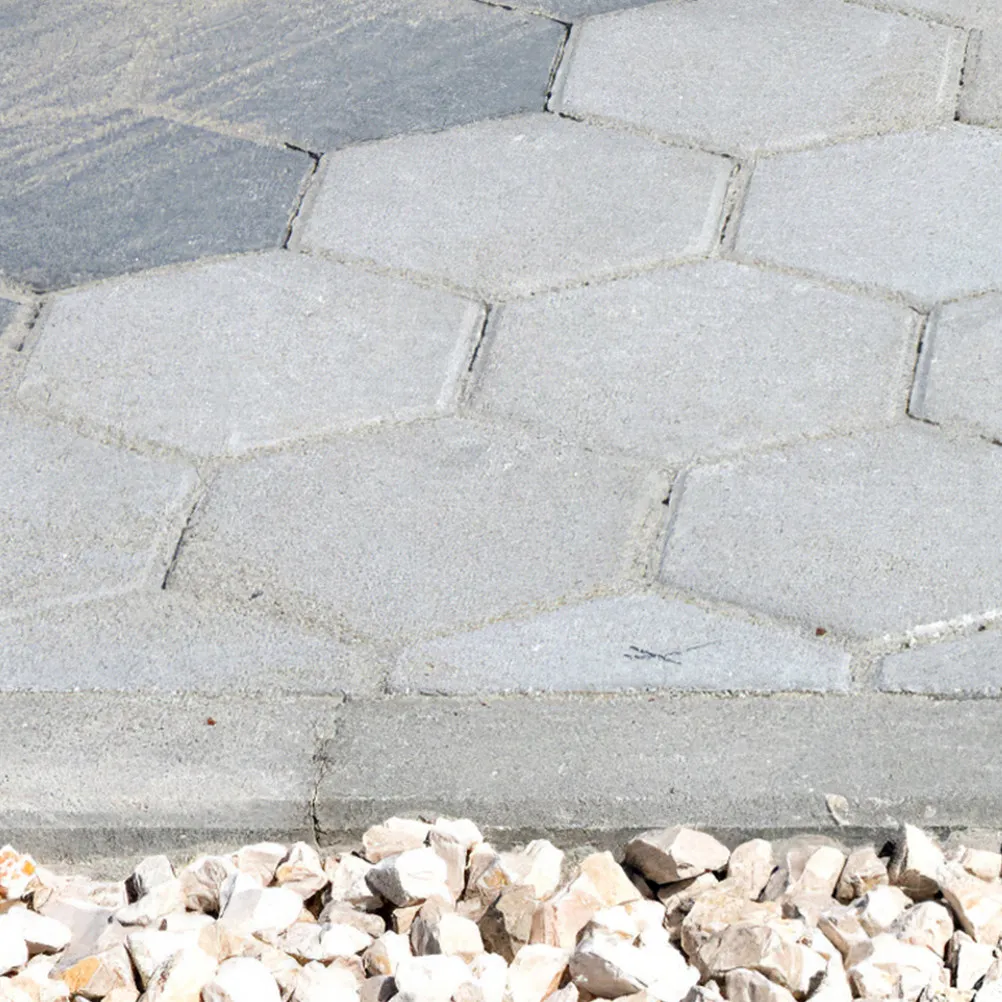 2 moules hexagonaux en plastique réutilisables pour pavage en béton, idéal pour créer des allées de jardin, des dalles de sol en ciment, des terrasses et des chemins.