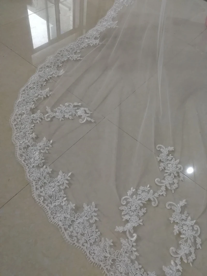 Elegante Hochzeit Zubehör Appliques Tüll Lange Kathedrale Hochzeit Schleier Spitze Rand 1T Braut Schleier 3 Meter veu de noiva longo