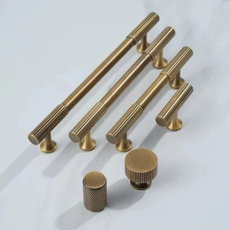 Со современным минималистским дизайном, подходящим для шкафов, комодов, шкафов, ящиков, обувных шкафов, мебельной ручкой из цельного бронзы