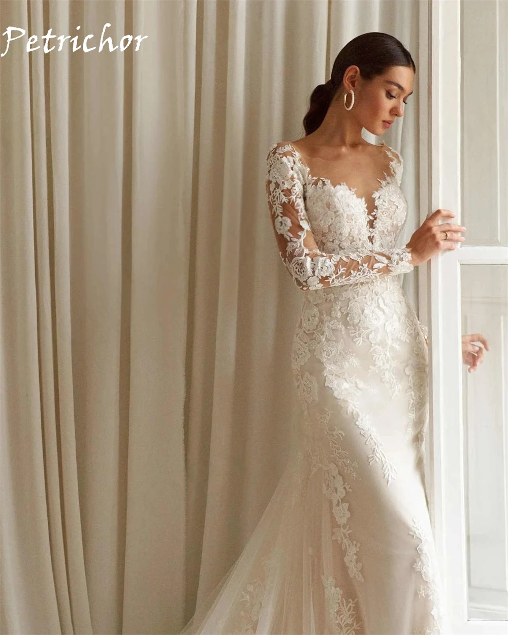 

Customized Elegant Exquisite Sexy Luxury Charming Hall Wedding Dress Net AppliqueWedding Party V-neck Off-the-shoulder Dresses