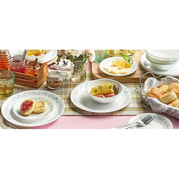 

White and Green Round 12-Piece Dinnerware Set