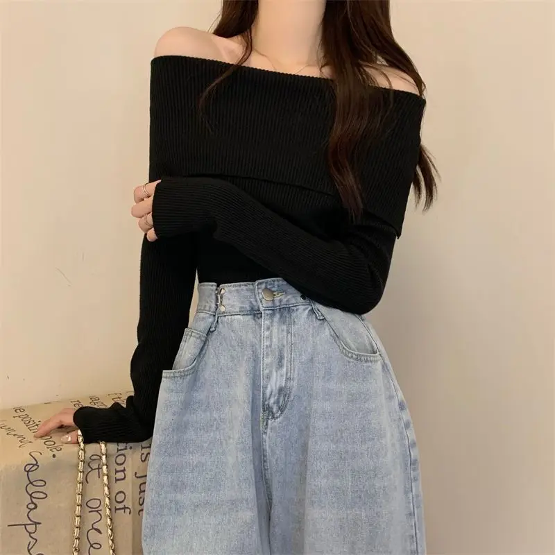 2023 Autumn and Winter Women\'s Long Sleeved Pullover New Off Shoulder Sweater Screw Thread Solid Color Slim Fit Knitted Tops