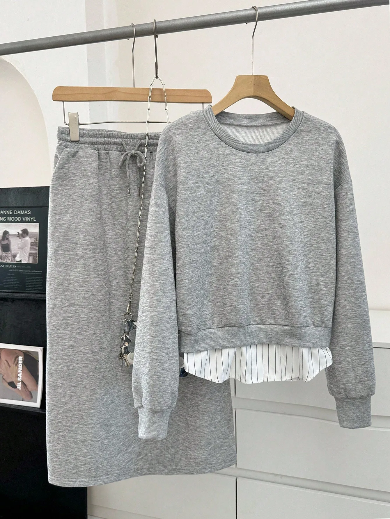Gray 2-Piece Casual Set: Cropped Sweatshirt with Layered Hem & Split Hem Skirt