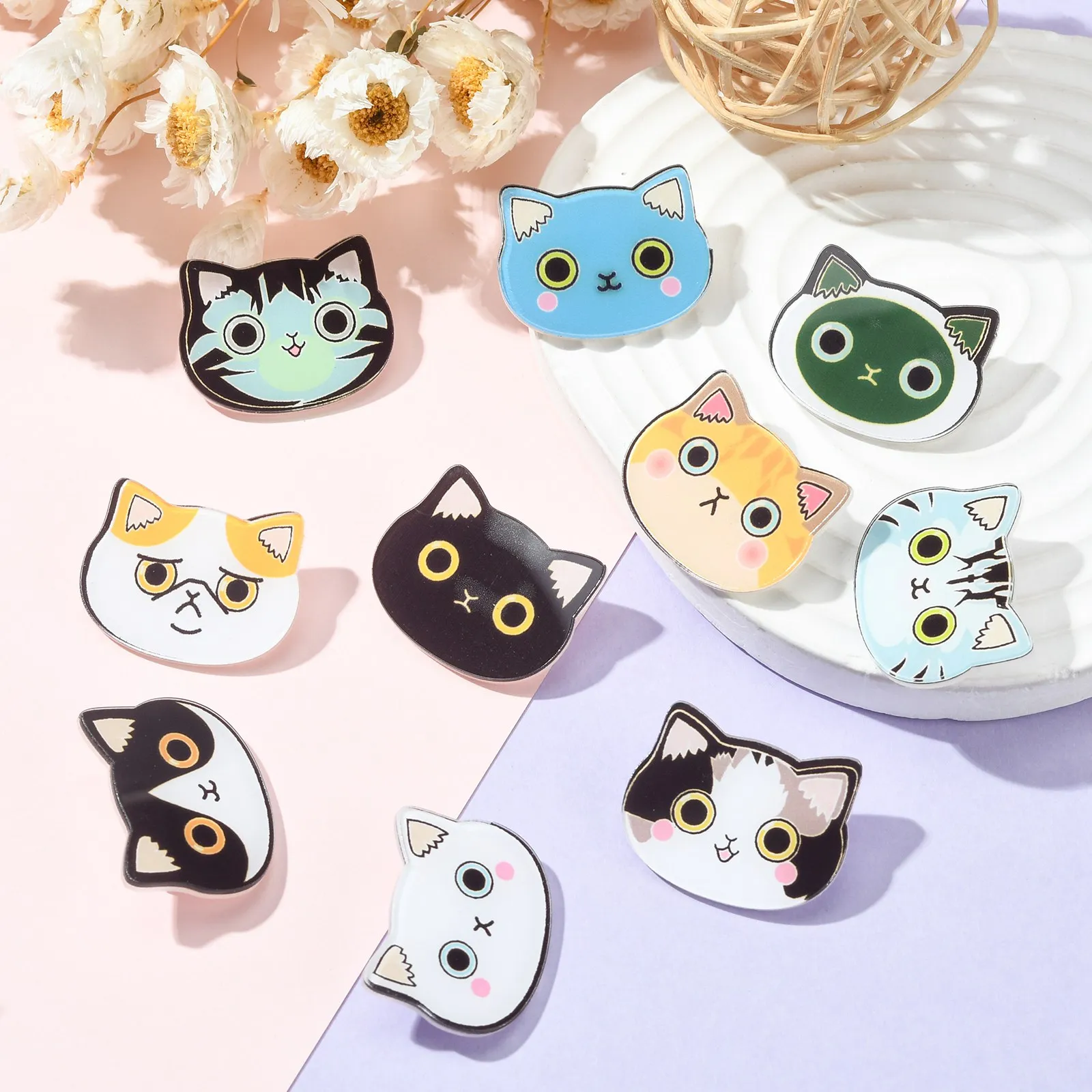 10Pcs Mixed Styles Acrylic Cat Brooch Lovely Cat Head Brooch Pins Cute Pet Pin Badges for Clothes Bags Backpacks Decoration Gift