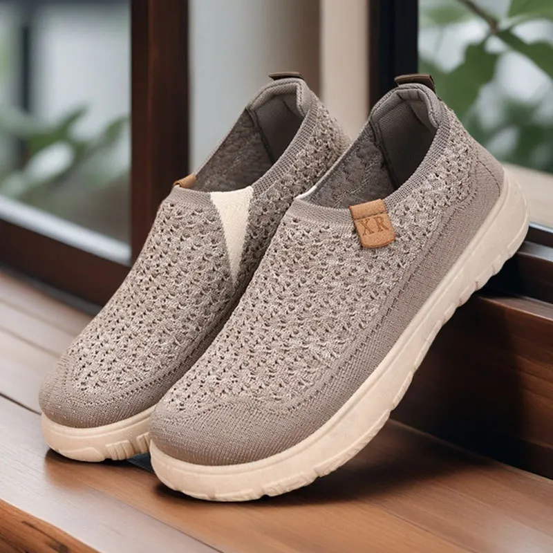 

Spring and Summer New Thick Soled Women's Shoes with Breathable Mesh Socks, Loafers Soft Sole Lightweight Mom Shoes