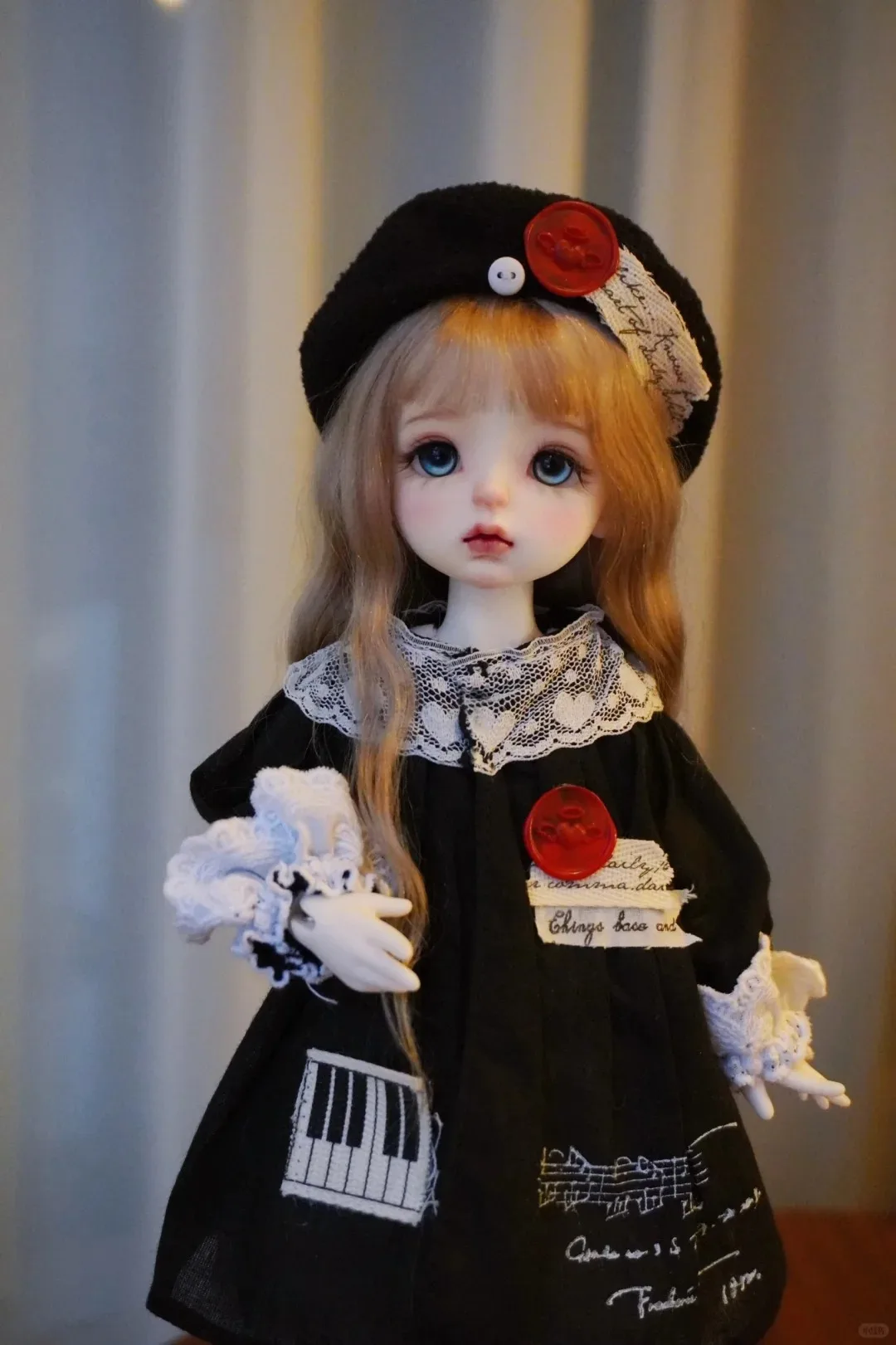 

Кукла BJD 1/6, женская кукла в масштабе Tiantian, специальное тело, синяя смоляная кукла-игрушка, шарнирная кукла в комплекте.