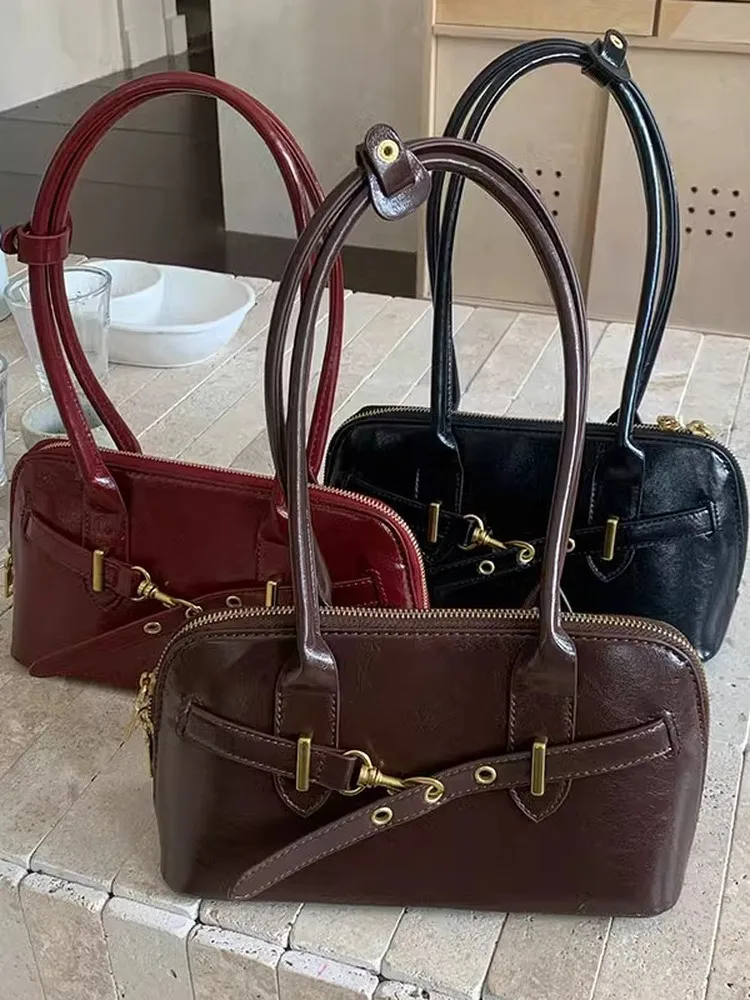 オリジナルレトロハンドバッグ通勤バッグ女性の大容量脇の下バッグボウリングバッグ日常使用のためのファッショナブルなトートバッグ