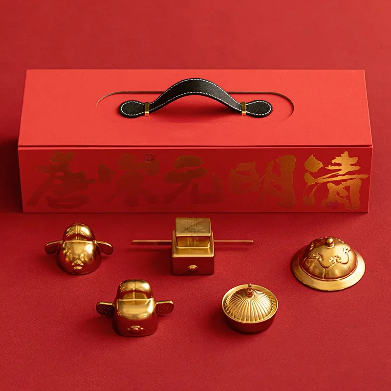 Financial Hats and Full Creative Official Hats Ornaments High-end Gifts for Elders and Leaders Customers Creative Birthday Gifts