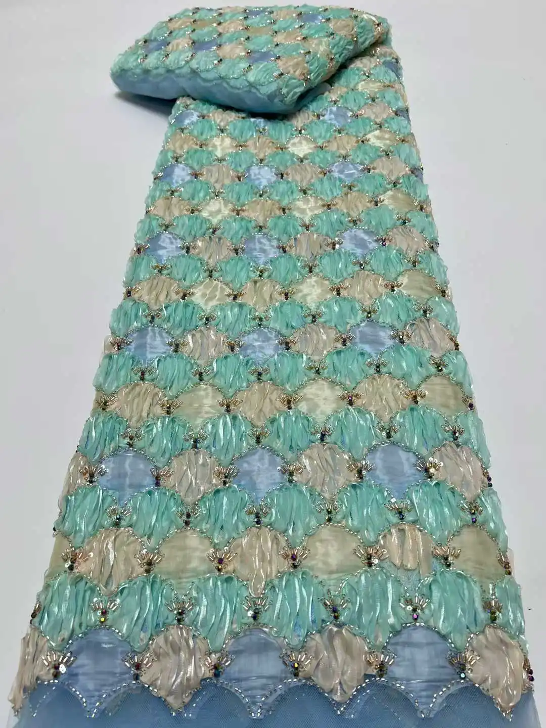 

Latest African 3D Flower Lace Fabric Embroidery 2026 French Sequins Mesh Lace Fabric Nigerian Tulle Lace for Party Dress