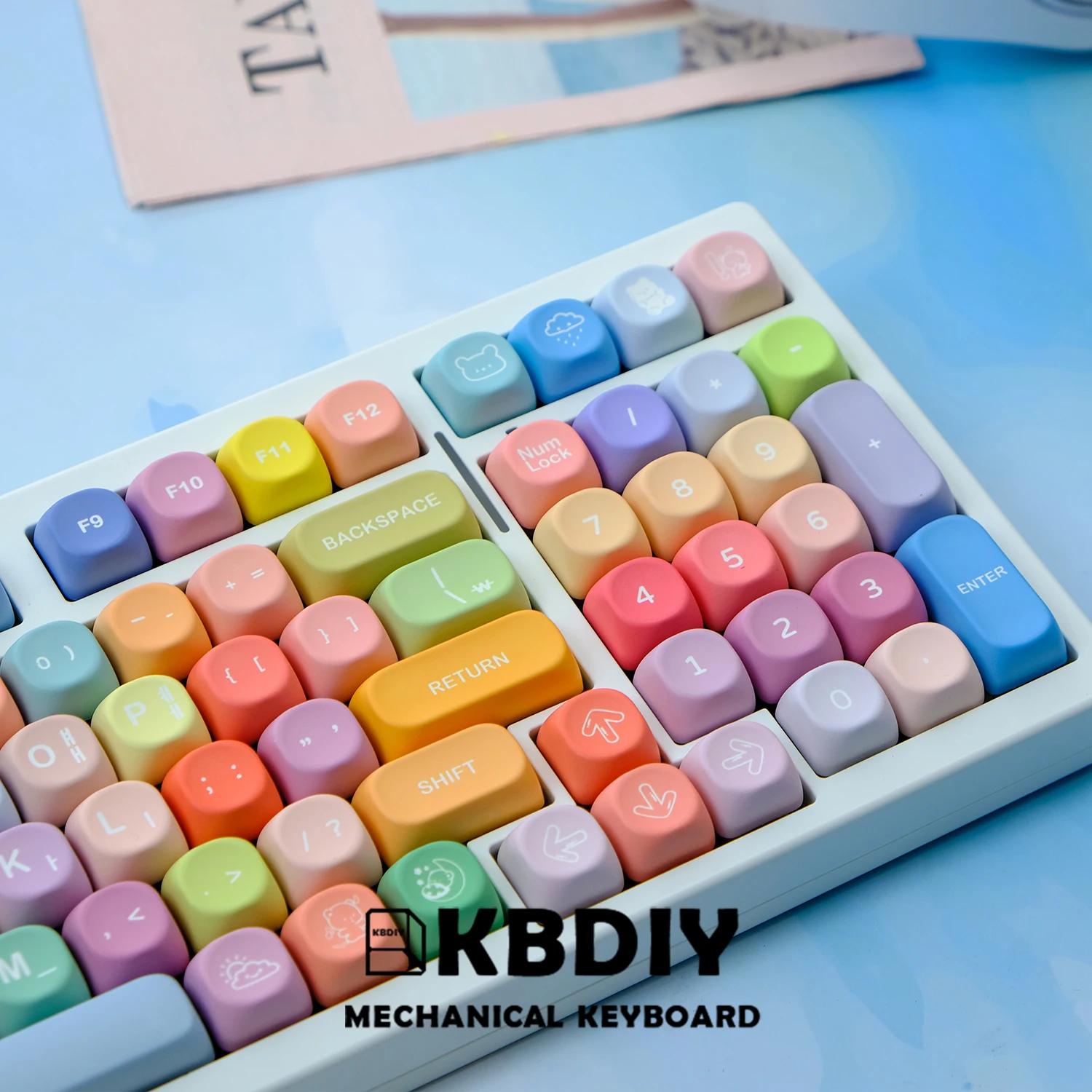 Imagem -04 - Kbdiy-coreano Cor Gummy Bears Keycaps Keycap para Tampas de Teclado Gaming Mecânica Iso Personalizado Pbt Perfil Koa Bonito 141 Chaves Set