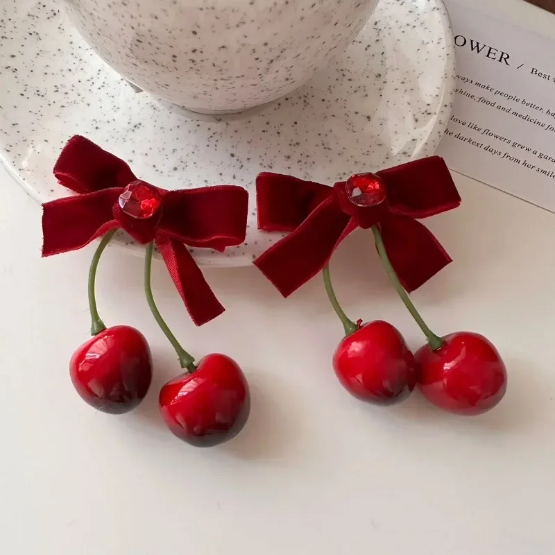 1/4pcs Red Velvet Cherry Hairpins Resin Fruit Girls Bow Hairbows Ornament Versatile Sweet Pastoral Hair Clip Hair Accessories