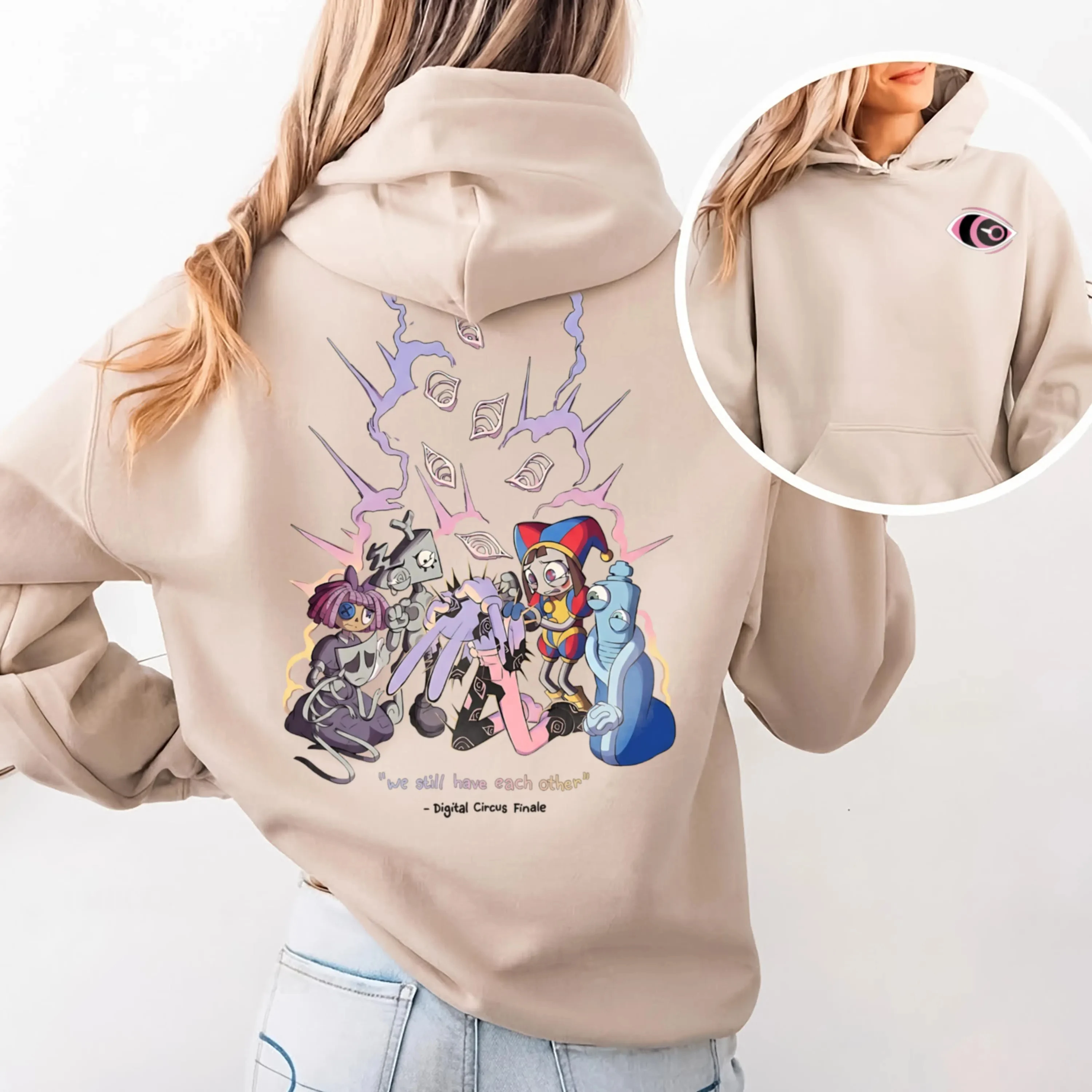 The Amazing Digital Circus Finale Hoodie „We Still Have Each Other“ – Kapuzenpullover mit Front- und Rückendruck, Pomni, Jax, Ragatha Grafik – Detail 4