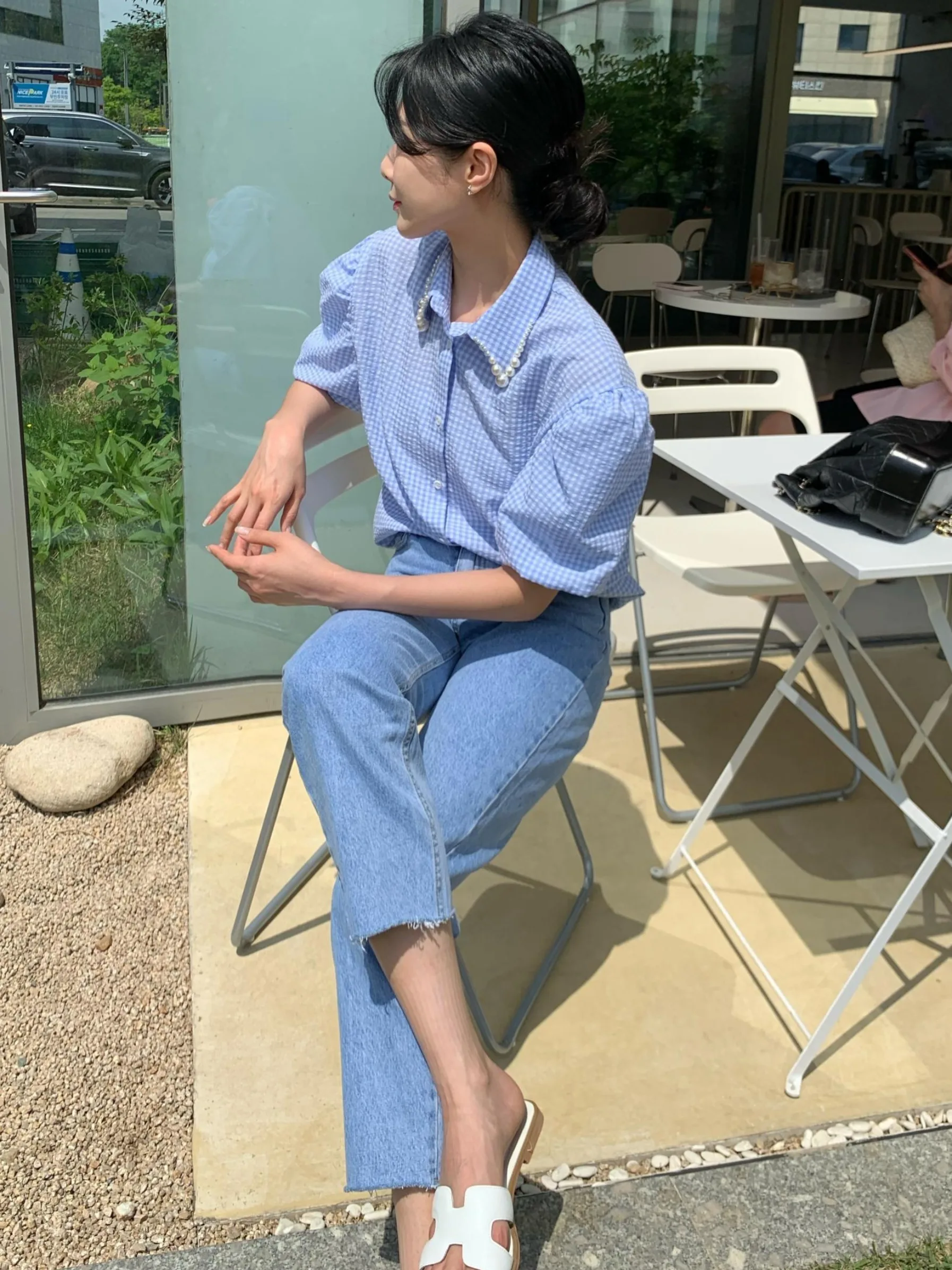 느슨한 짧은 소매 여성 셔츠 여름 스타일 격자 무늬 디자인 진주 장식 턴 다운 칼라 캐주얼 루즈 피트 여성용 탑