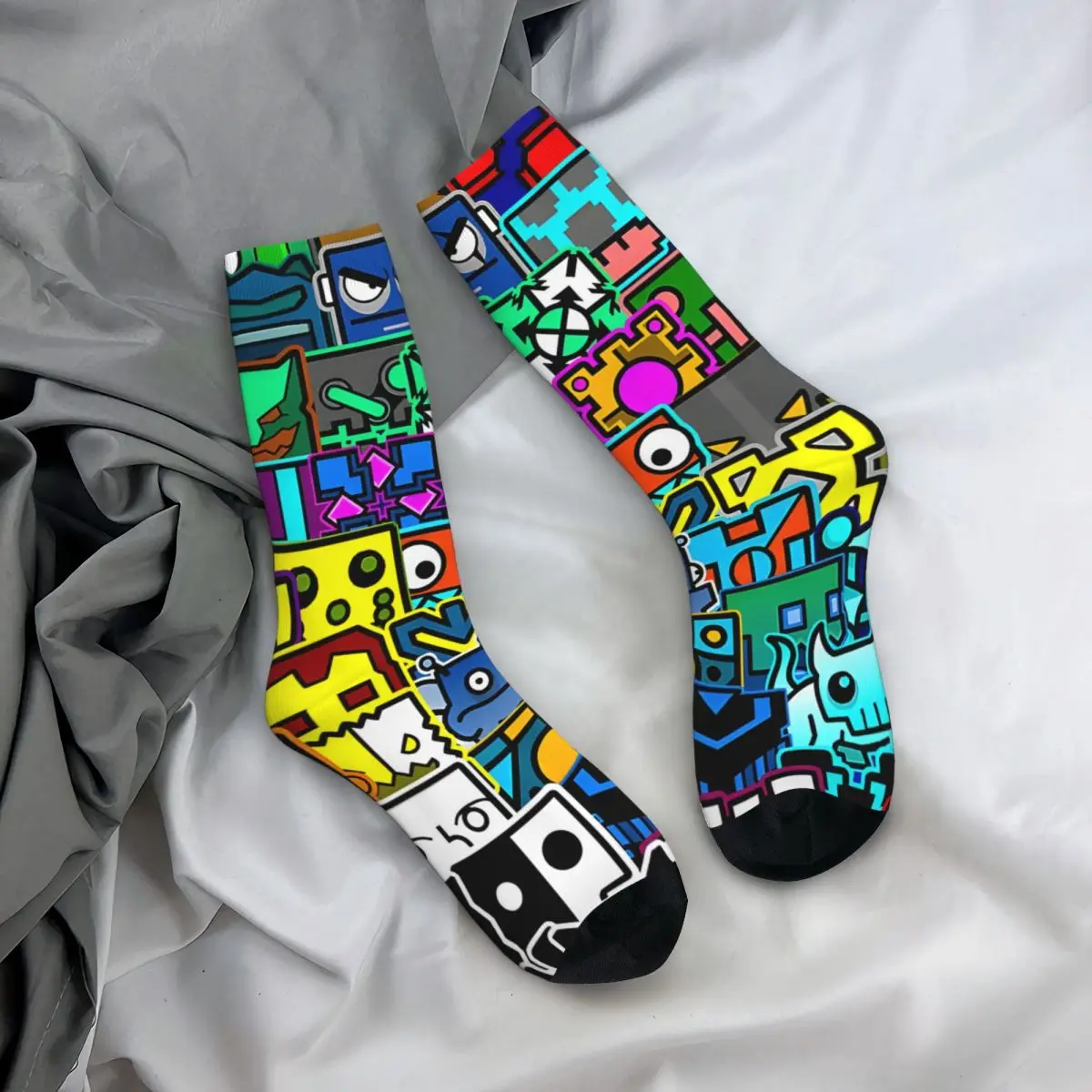 Hip Hop Retro Geometry Pattern Crazy Men\'s compression Socks Unisex Geometry Dash Game Street Style Seamless Crew Sock Boys