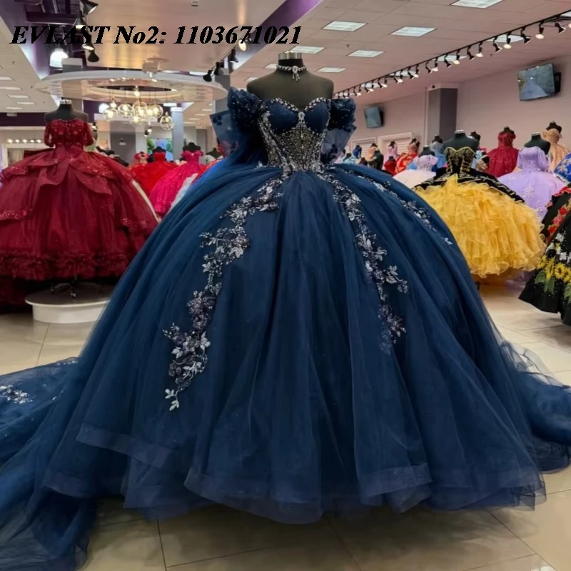 ชุดเดรสงาน Quinceañera สีน้ำเงินกรมท่าแบบเจ้าหญิงสั่งตัดพิเศษ EVLAST แต่งดอกไม้ประดับลูกปัดและโบว์  ชุดเดรสสำหรับงาน Sweet 16 รุ่น E2QA05