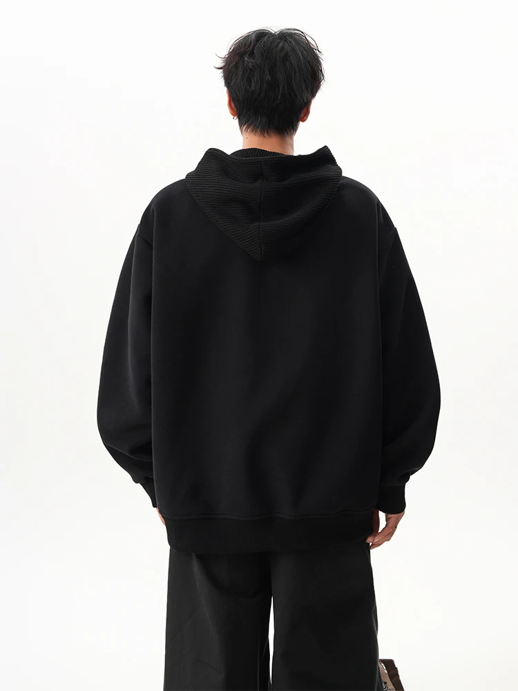 2025 الربيع والخريف جديد الرجال محبوك رمادي بسيط مقنعين البلوز النمط الأمريكي الرجعية فضفاض بلوزة سوداء غير رسمية #6