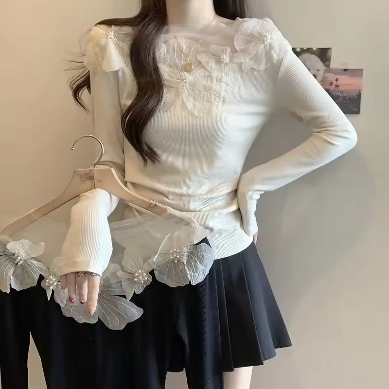 2026 Spring Three-dimensional Flower Long-sleeved T-shirt Slim-fit Shirt Ambient Top Apricot