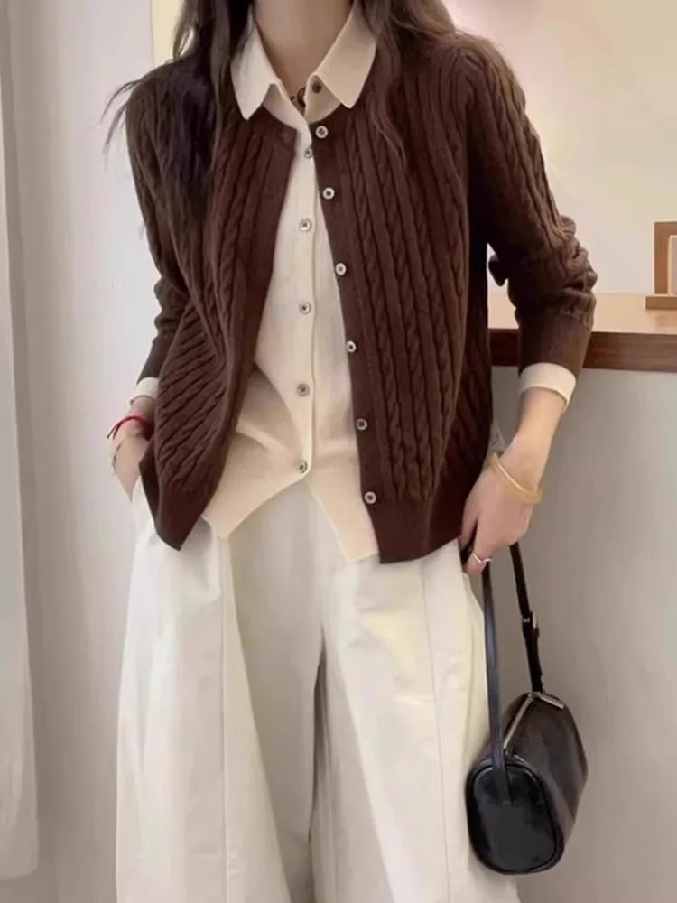 

Осенне-зимний вязаный свитер с цветными вставками и воротником, на одной пуговице, уникальный, модный, с эффектом двухслойности, повседневный, шикарный, для офиса