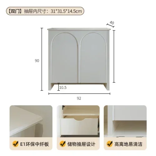 Variant: White double door