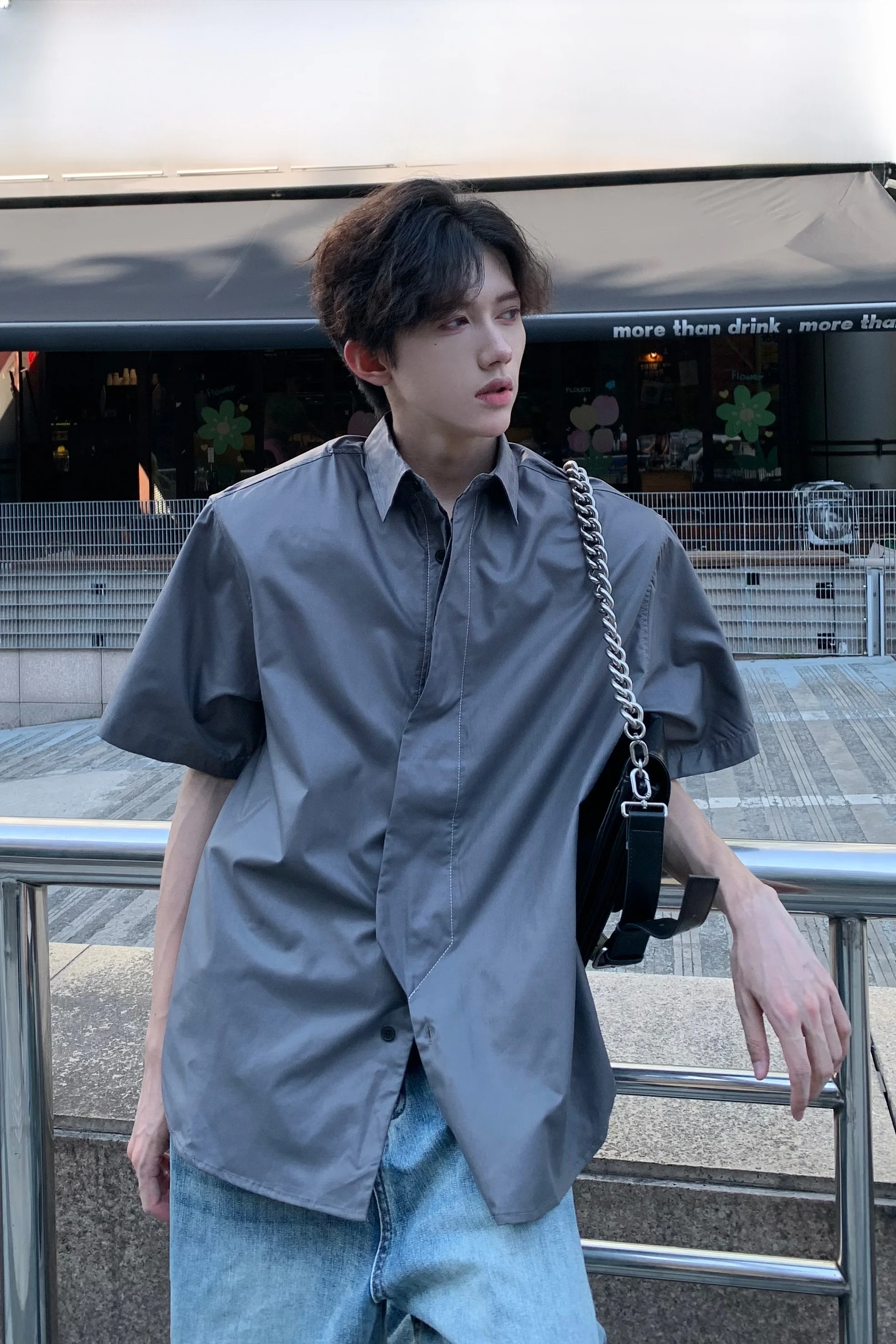 Metallic Coated oulder Pad irt Men's ort Sve Summer Trendy High-End Deconstructed Design Sense irt Ice Silk Loose Fit