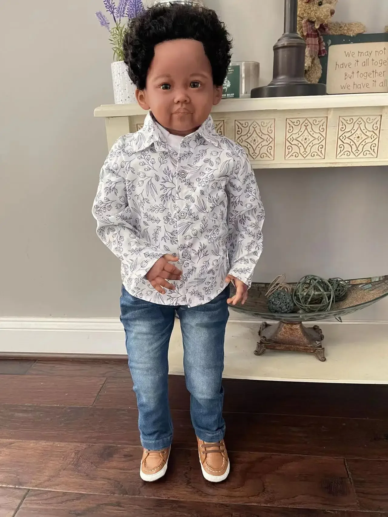 DLS Maßgeschneiderte 32-Zoll-Reborn-Baby-Leonie-Jungenversion mit dunkler Haut, bereits fertige Puppe mit handgewurzelten Haaren, Weihnachtsgeschenk