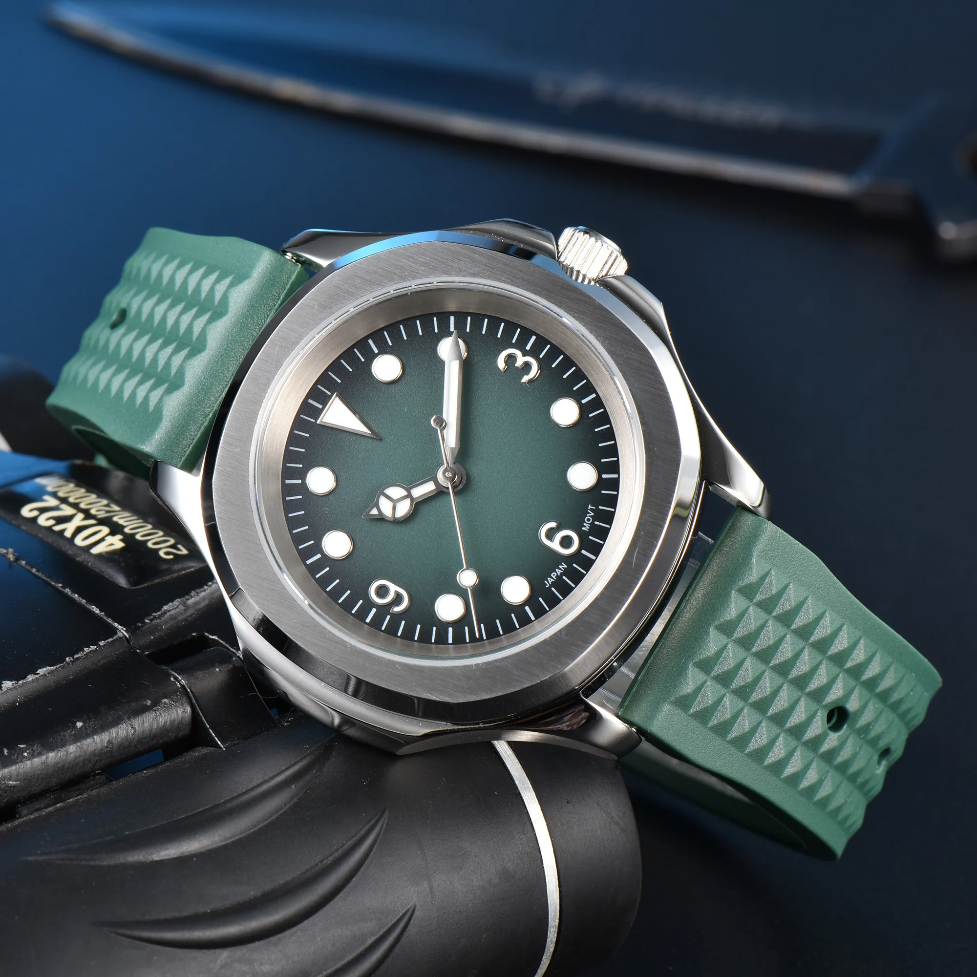 39mm series 100m waterproof NH35 movement fully automatic mechanical watch luminous sapphire rubber 904L fine steel