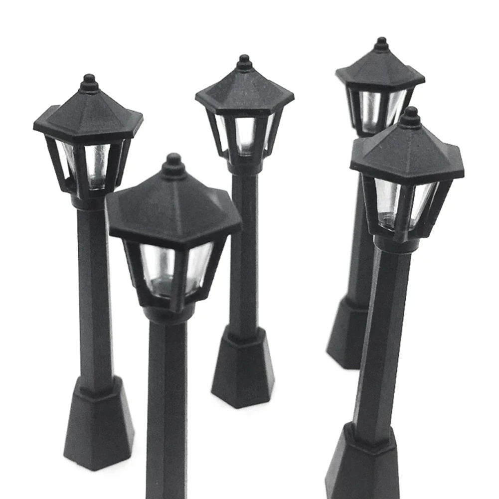 4Pcs Street Post Lights Model Railway Train Lamp Post Lights Miniature Village Pathway Lantern Post for DIY