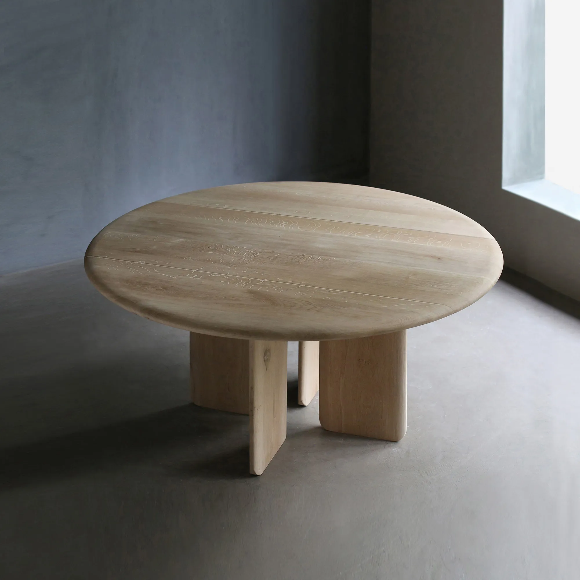 #Pure Room Wabi-Sabi Style Modern Simple Scandinavian French Oak Solid Wood Log Mortise and Tenon Round Table