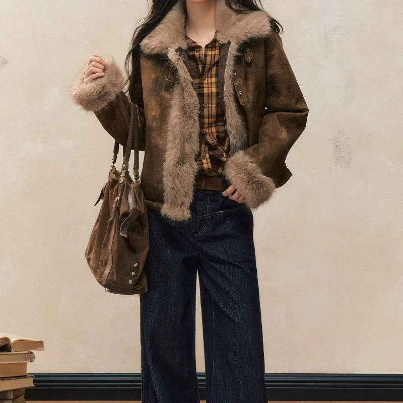 Jaket Musim Gugur dan Musim Dingin dengan Desain Patchwork Bulu yang Stylish Jaket Biker Wanita Jaket Kulit dan Bulu Terpadu