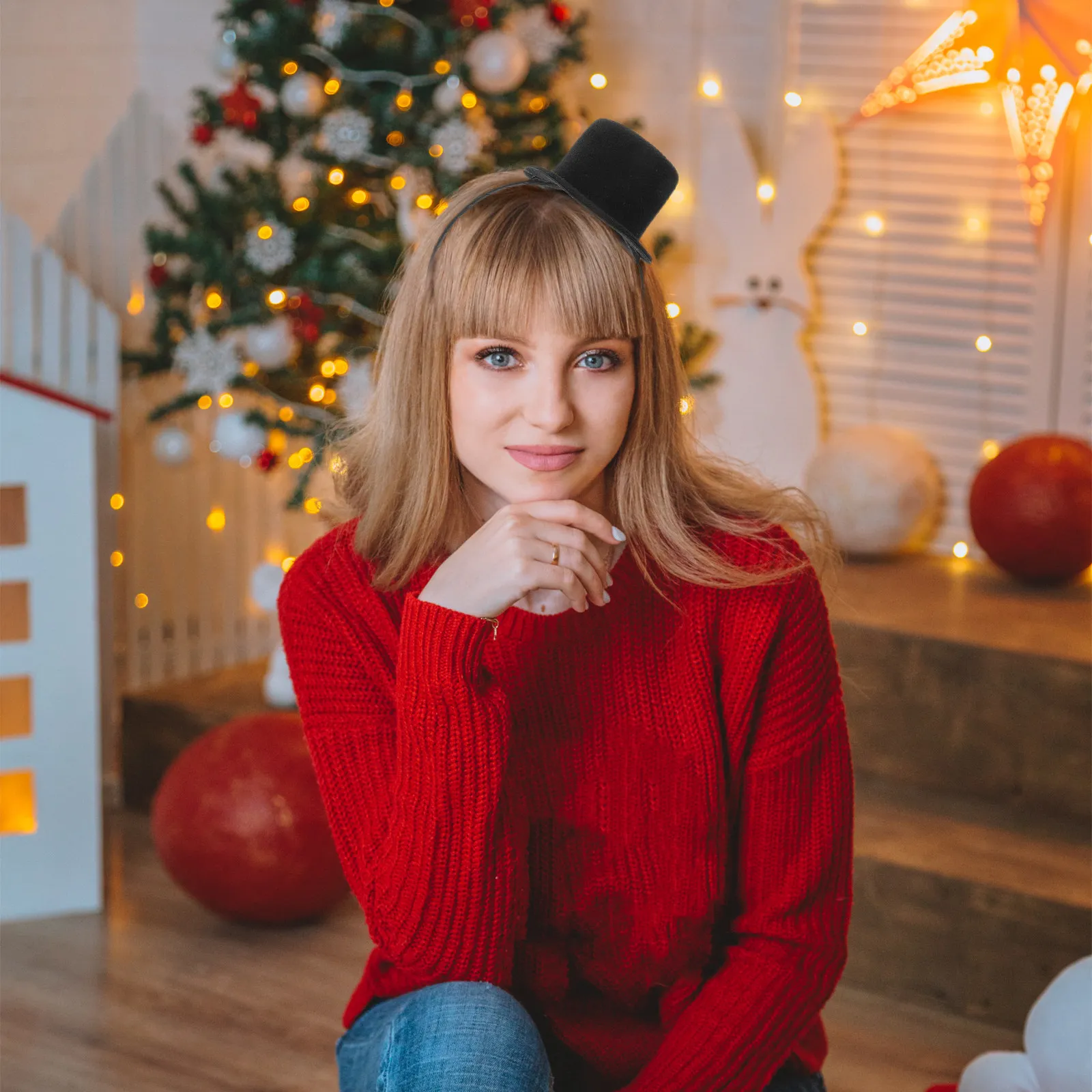 

4Pcs Small Top Hat Headband Women Costume Hat Fascinator Headwear for Cosplay Themed Event Carnival Party Dress Up Accessory