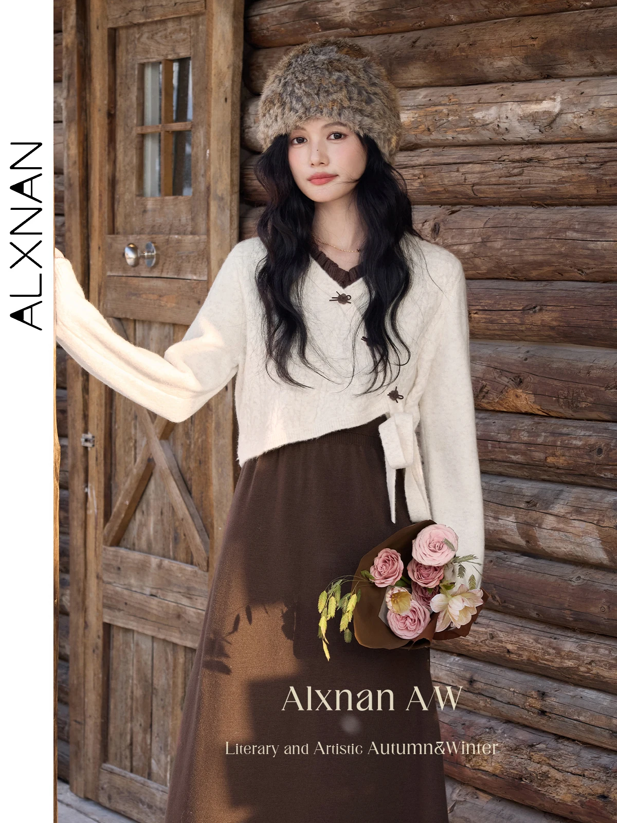 

ALXNAN Women Cropped Sweaters V-neck Wooden Buttons Lace-up Bow Long Sleeve Jumper Winter Warm Knitwear Sold Separately L52370SY