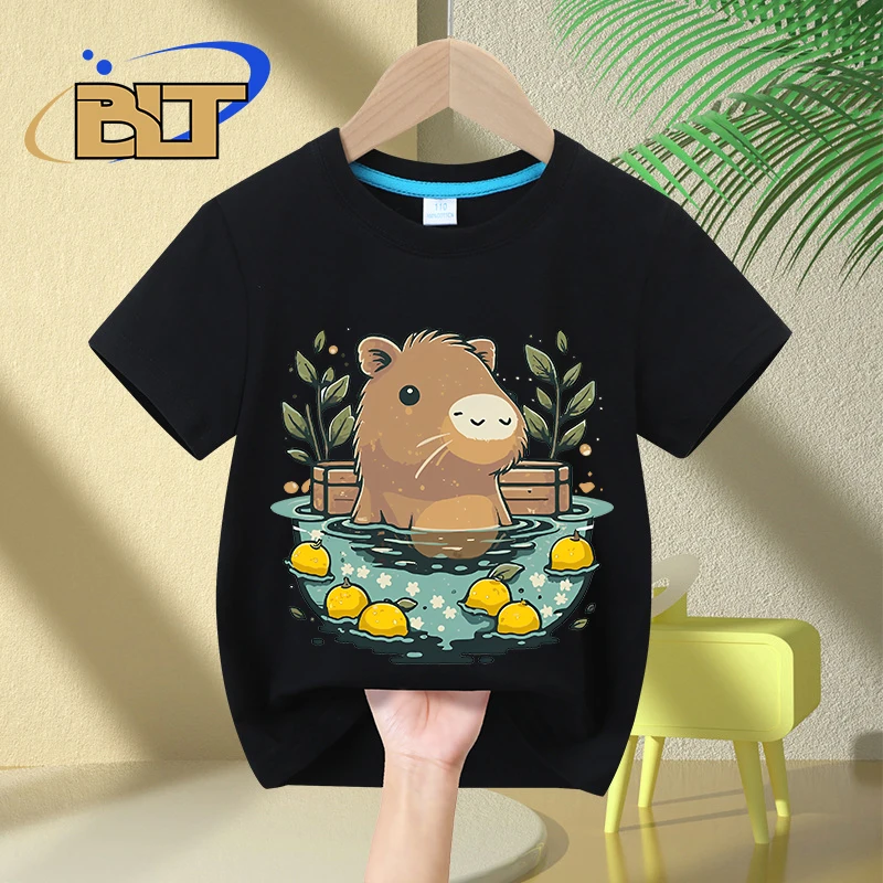 

Capybara soaking in Yuzu Onsen cartoon print kids T-shirt summer children's cotton short-sleeved casual tops for boys and girls