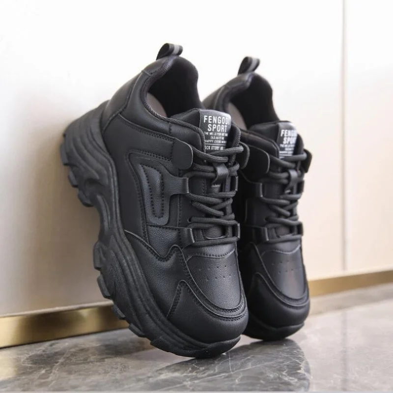 منصة بيضاء المرأة أحذية رياضية الربيع الدانتيل متابعة سميكة القاع فلكنيز أحذية امرأة بولي Leather جلد تنفس أحذية رياضية السيدات