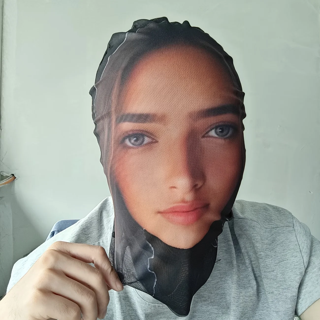 Maßgeschneiderte realistische Rollenspiel-Kopfbedeckung für Frauen, atmungsaktive Mesh-Vollgesichtsmaske – elastisches Material, geeignet für alle Jahreszeiten, Halloween/Weihnachten, Karneval, Valentinstag, Cosplay-Requisiten, Street-Style-Partymaske – Detail 3