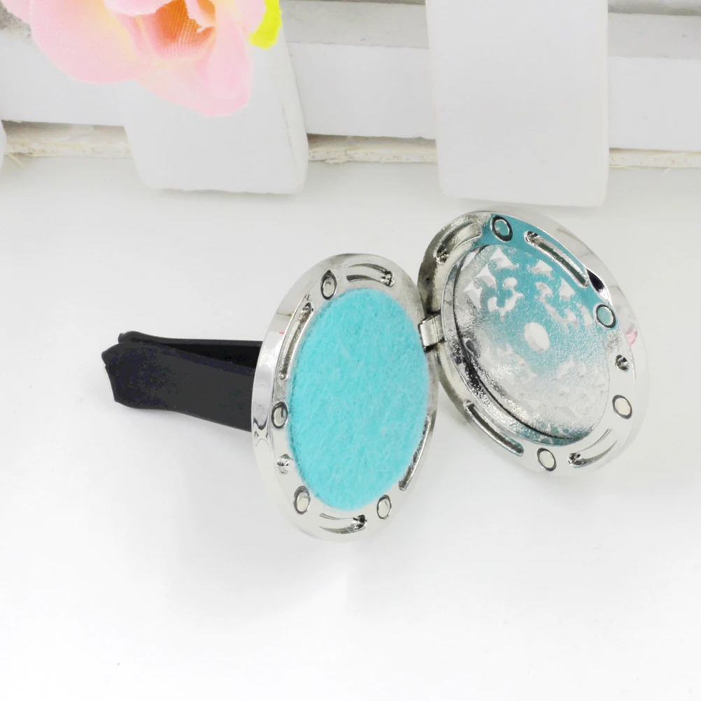 

Car Fragrance Diffuser Vent Clip Car Air Freshener Perfume Clamp Aromatherapy Essential Oil Diffuser with Refill Pad (Butterfly)