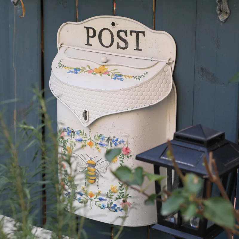 Vintage Outside Mailboxes Letter Box Metal Wall Mounted Post Box Farmhouse Post Decoration Crafts Santa Mailbox Post