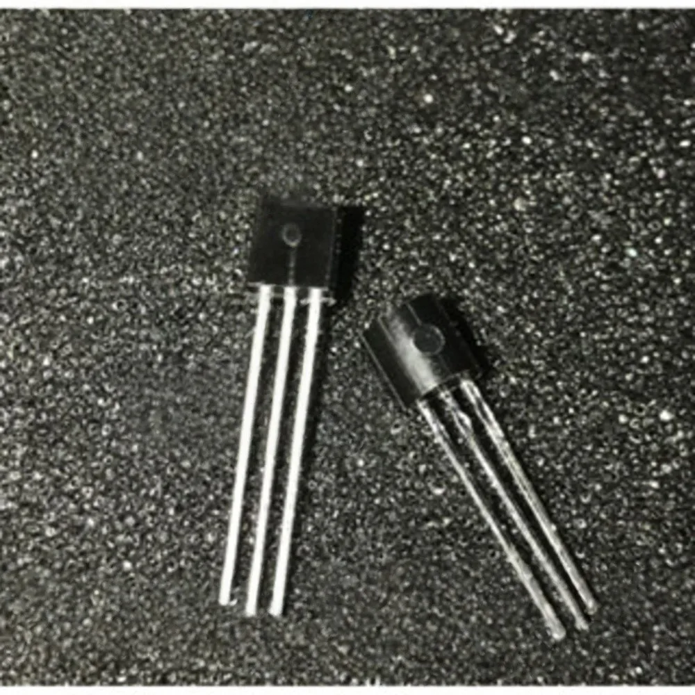 1-100PCS AT24C02 24C02 LM285Z-1.2 LM285 LM285B12 3902A DS3902U DS3902U-530+TR 22FN512VLL12 22FN512
