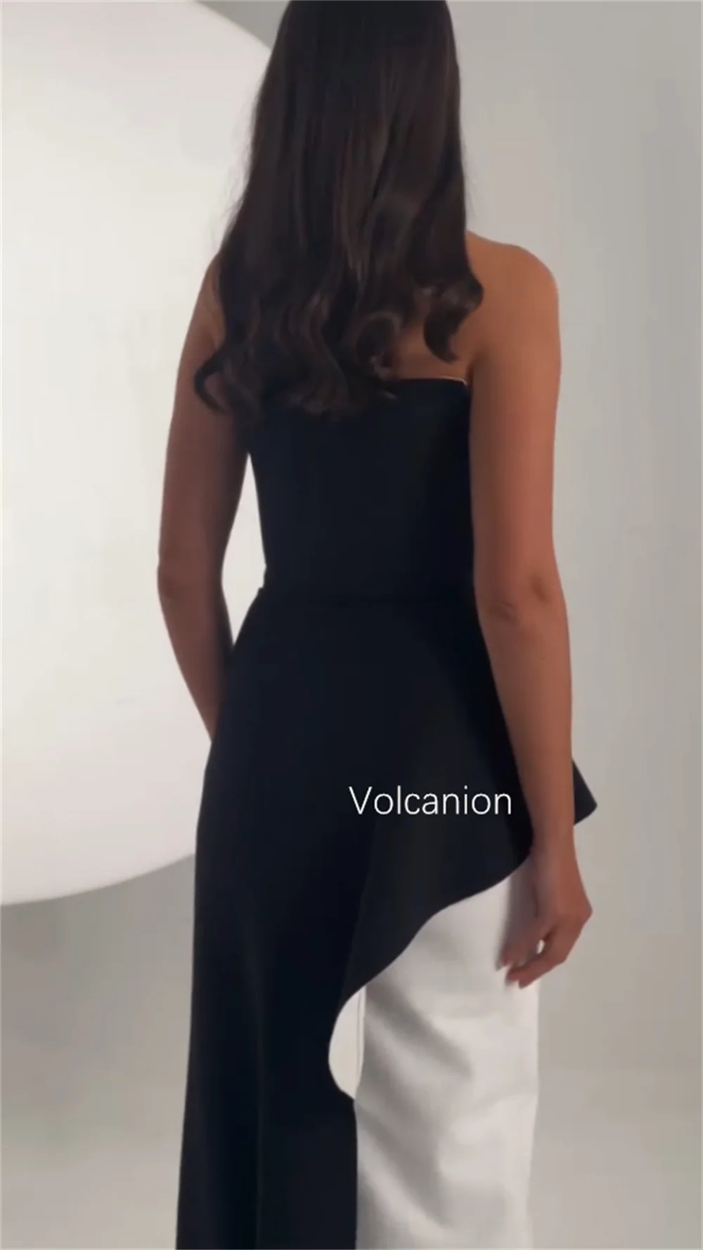 تخصيص جيرسي Ruched حمالة غمد فساتين متوسطة الطول مناسبة مخصصة بسيطة أنيقة الأحجام المتاحة الطرف