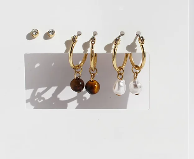 

Three sets of earrings Japan and South Korea exquisite pearl earrings earrings simple daily commuting earrings