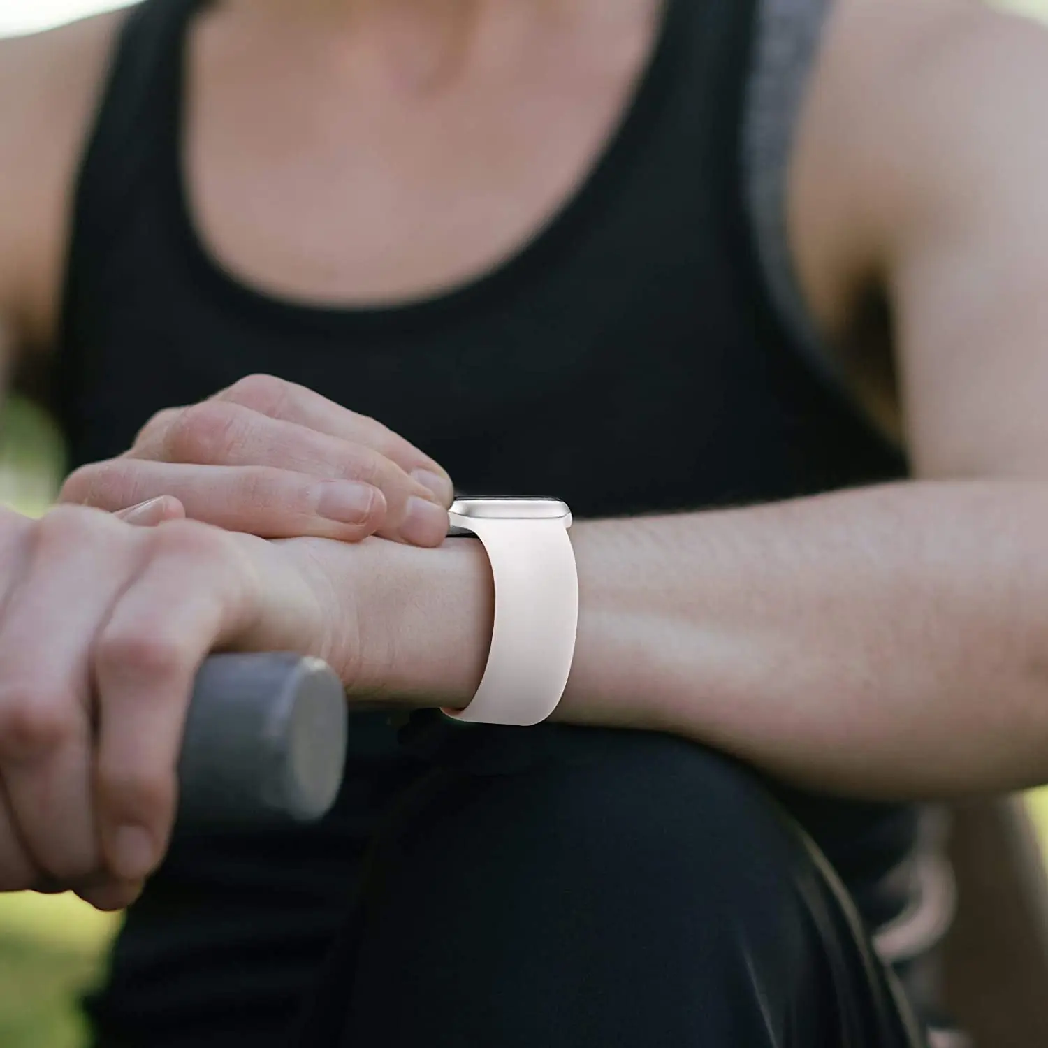 Силиконовый ремешок Solo Loop для Apple Watch Band 44 мм, 40 мм, 45 мм, 49 мм, 41 Эластичный ремень-браслет iWatch series ultr2 SE 6 7 8 9 Ремешок