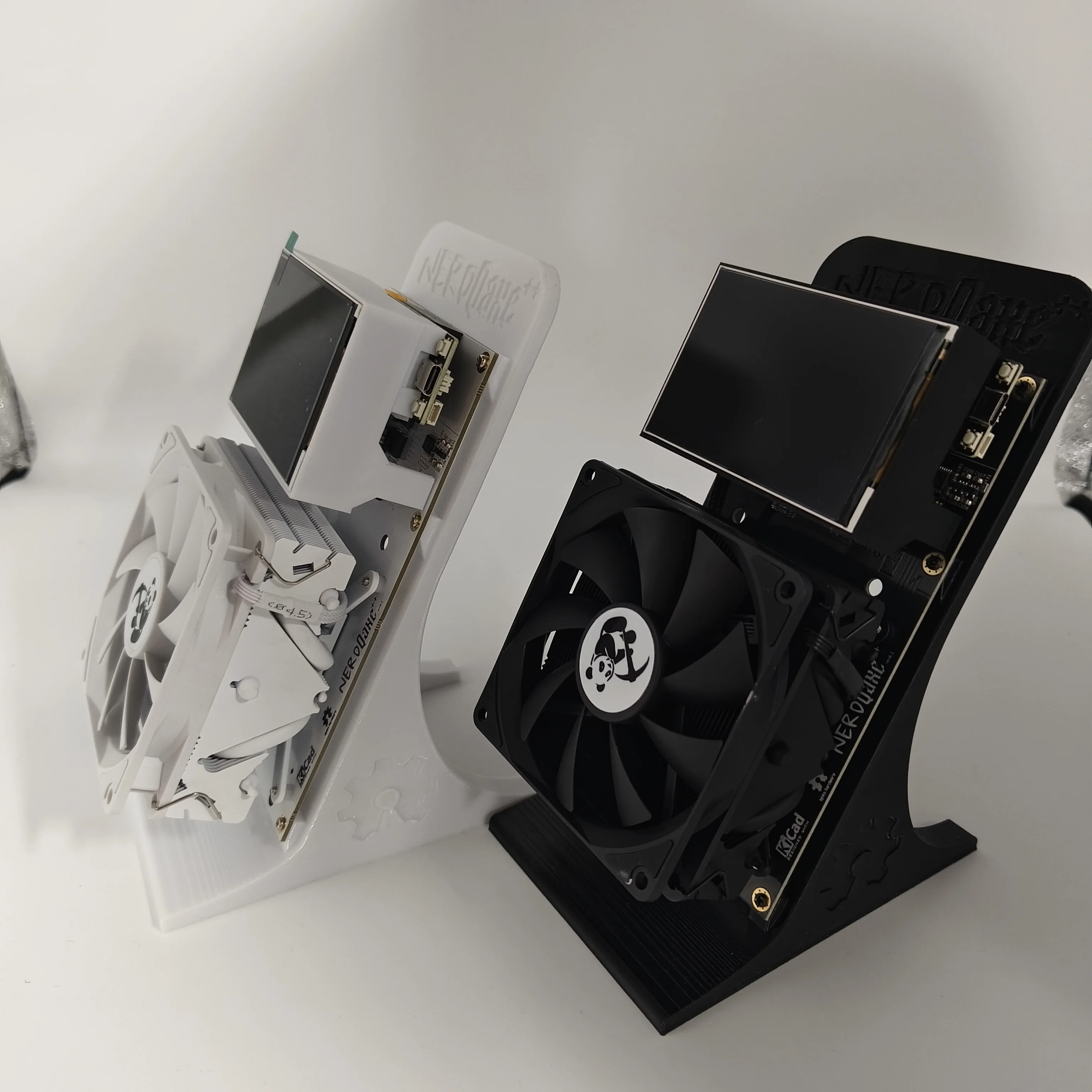 BitNerdQaxe++ Rev6.1 Bitcoin Miner 6TH/s 120W Low Power BTC Miner BM1370 Chip SHA-256 Crypto Mining Machine With Power Supply