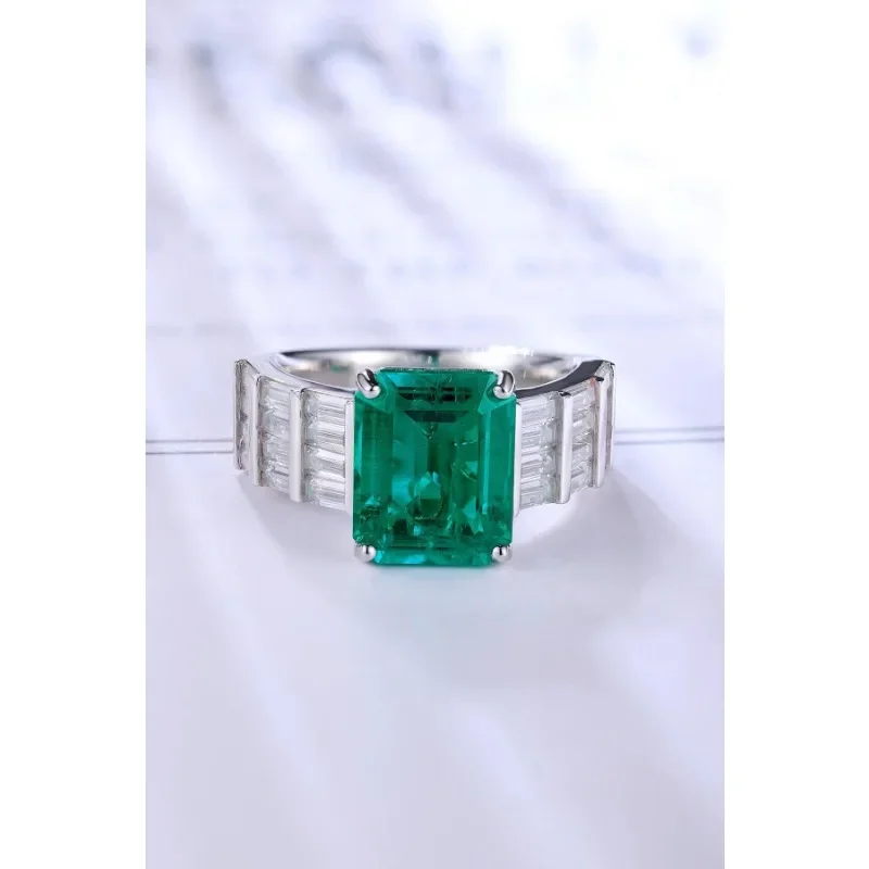 Ruihe New Luxury 925 Silver 4.26ct Lab Grown Emerald Simulated Diamond Ring for Women Couple Daily Office Jewelry Custom