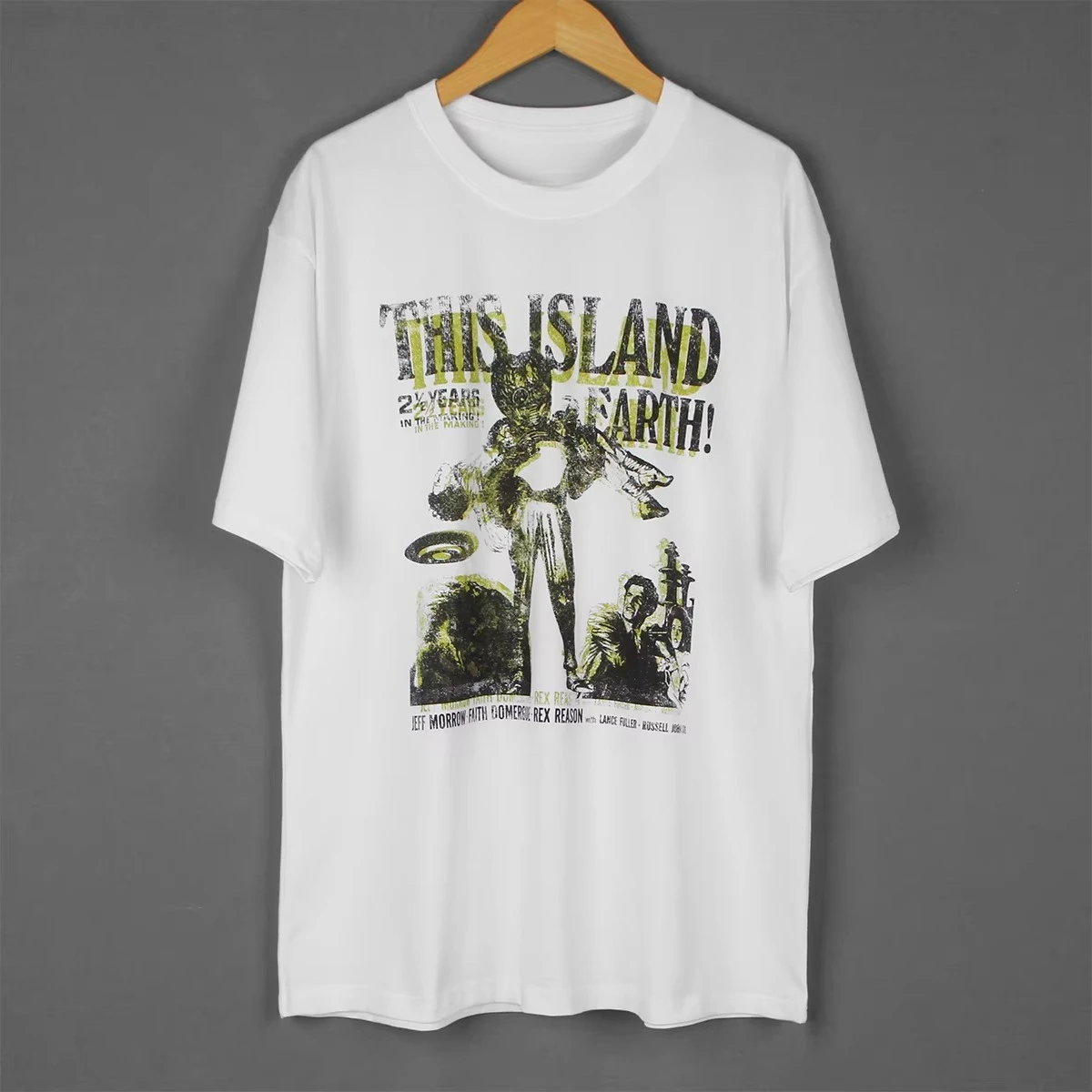 Camiseta de manga corta con doble imagen de la película Forbidden Planet Invaders From Mars para hombre, de la marca This Island Earth