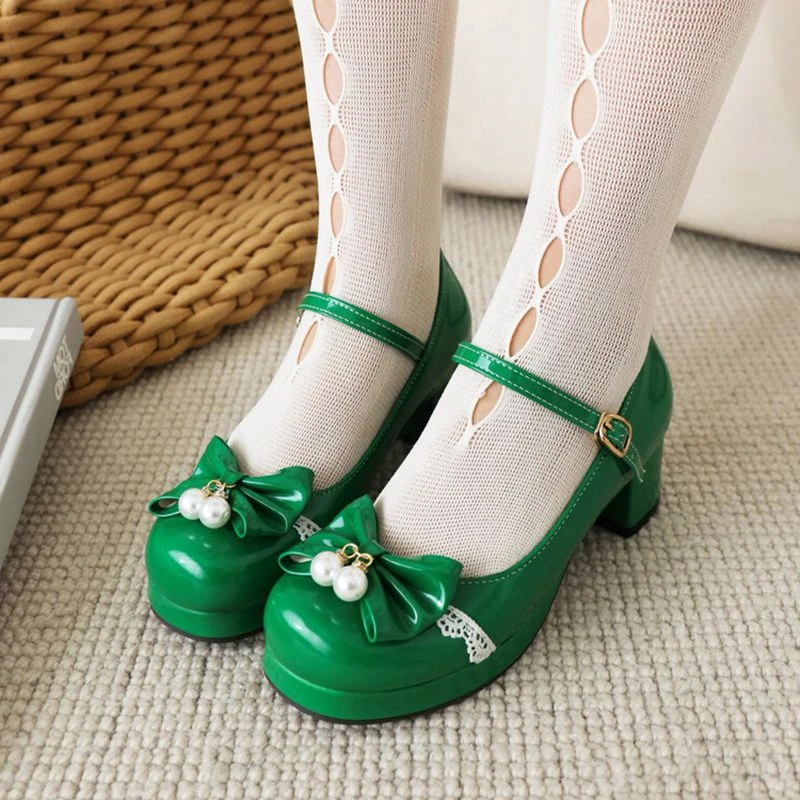 

Girseaby 2024 Sweet Women Pumps Round Toe 5cm Thick Heel Patent Leather Buckle Bow Pearls Big Size 33 43 44 45 46 47 48
