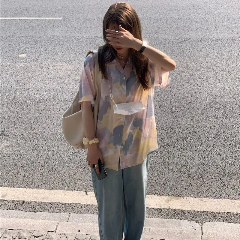 สไตล์ฮ่องกงลําลองแขนสั้นเสื้อผู้หญิงNiche Tie-Dye Top 2025 ฤดูร้อนใหม่เกาหลีรุ่นอเนกประสงค์