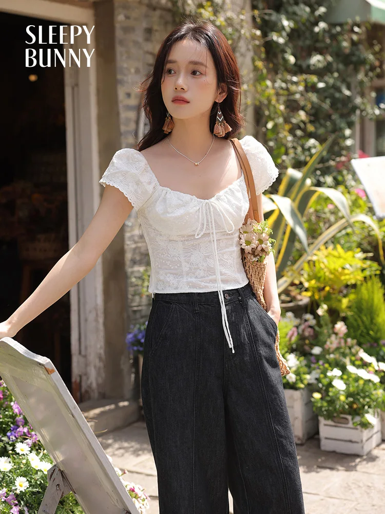 

Women Sweet French Style Square Neck Short Sleeve Cotton Shirt Summer Slim Fit Cropped Top Cute Flattering Design Fashion Blouse