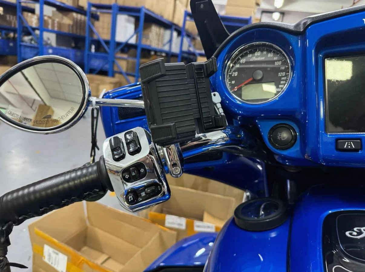 New Motorcycle GPS Mounts Phone Navigation Holder Cover For Indian Chieftain Roadmaster Dark Horse 2019-2026 2025 - view 2
