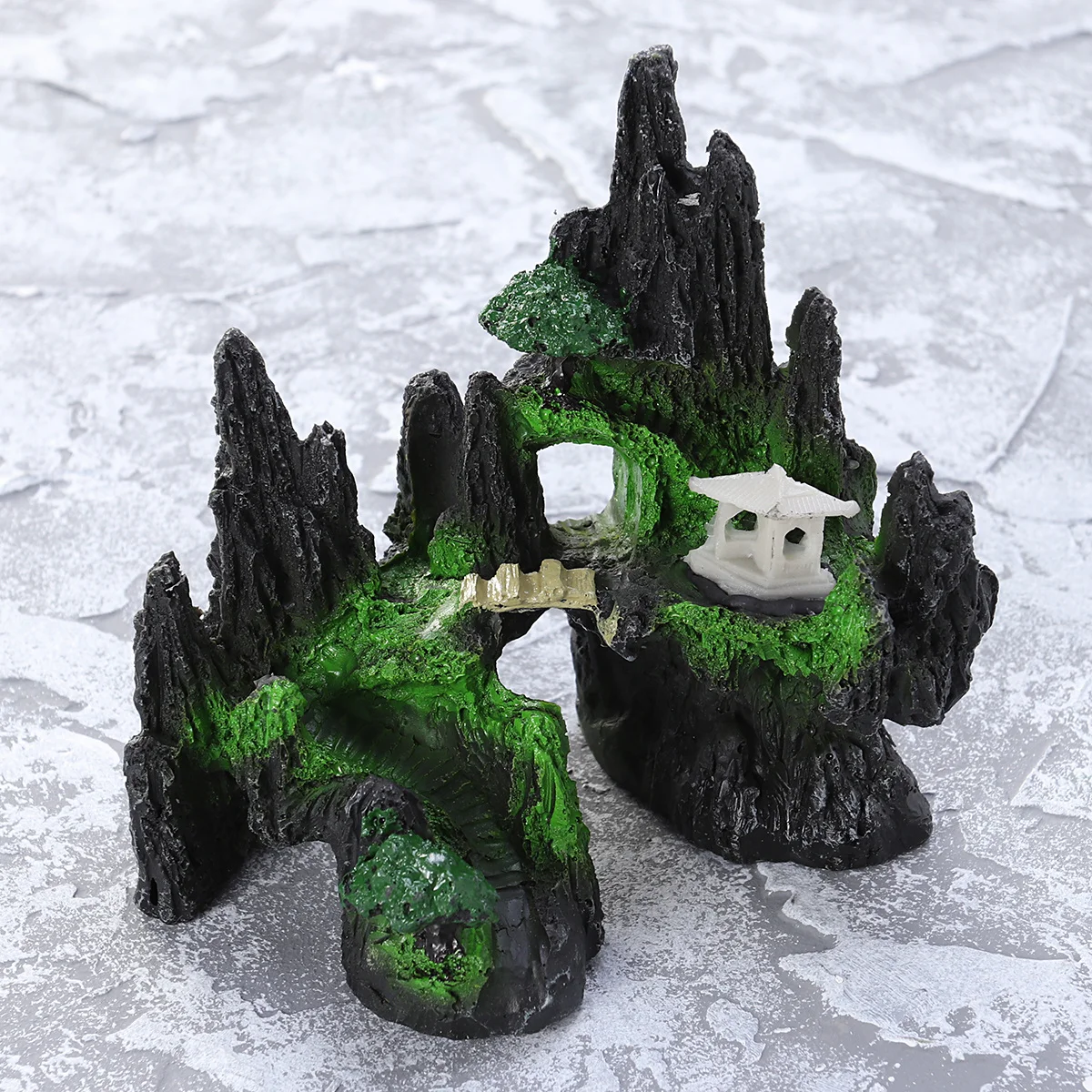 

Aquarium Artificial Rockery Decor Resin Fake Mountain Landscape with Natural Look for Tank Castle Mountain Ornaments